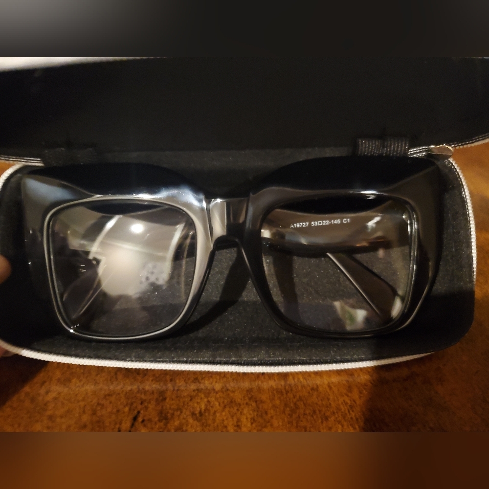 NWOT Shiny Large Frame Glasses W/Clear Lense